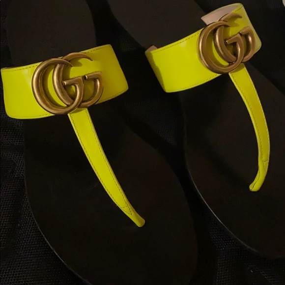 Lime green Gucci sandals - Picture 5 of 7